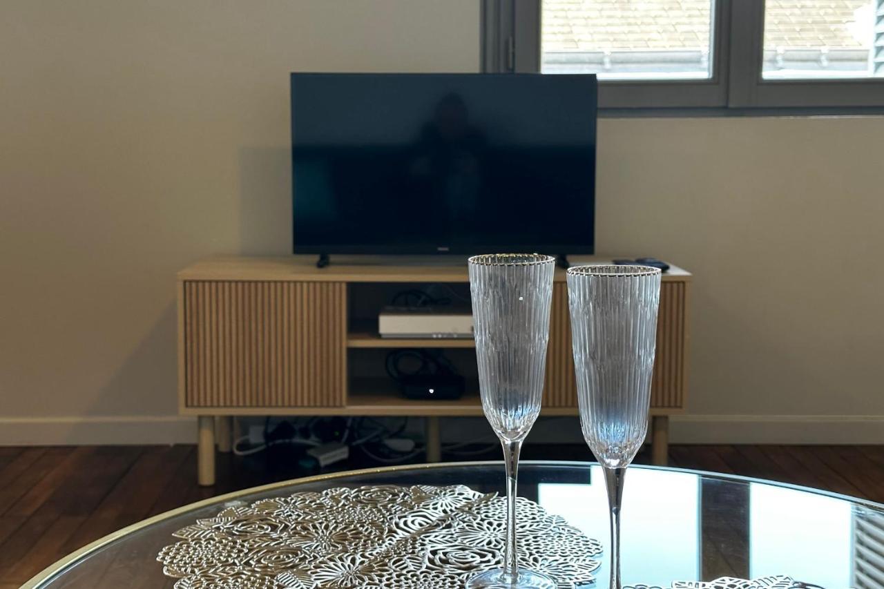 Le Magistral Beautiful One-Bedroom Apartment In The Historic Heart Of Tours Zewnętrze zdjęcie