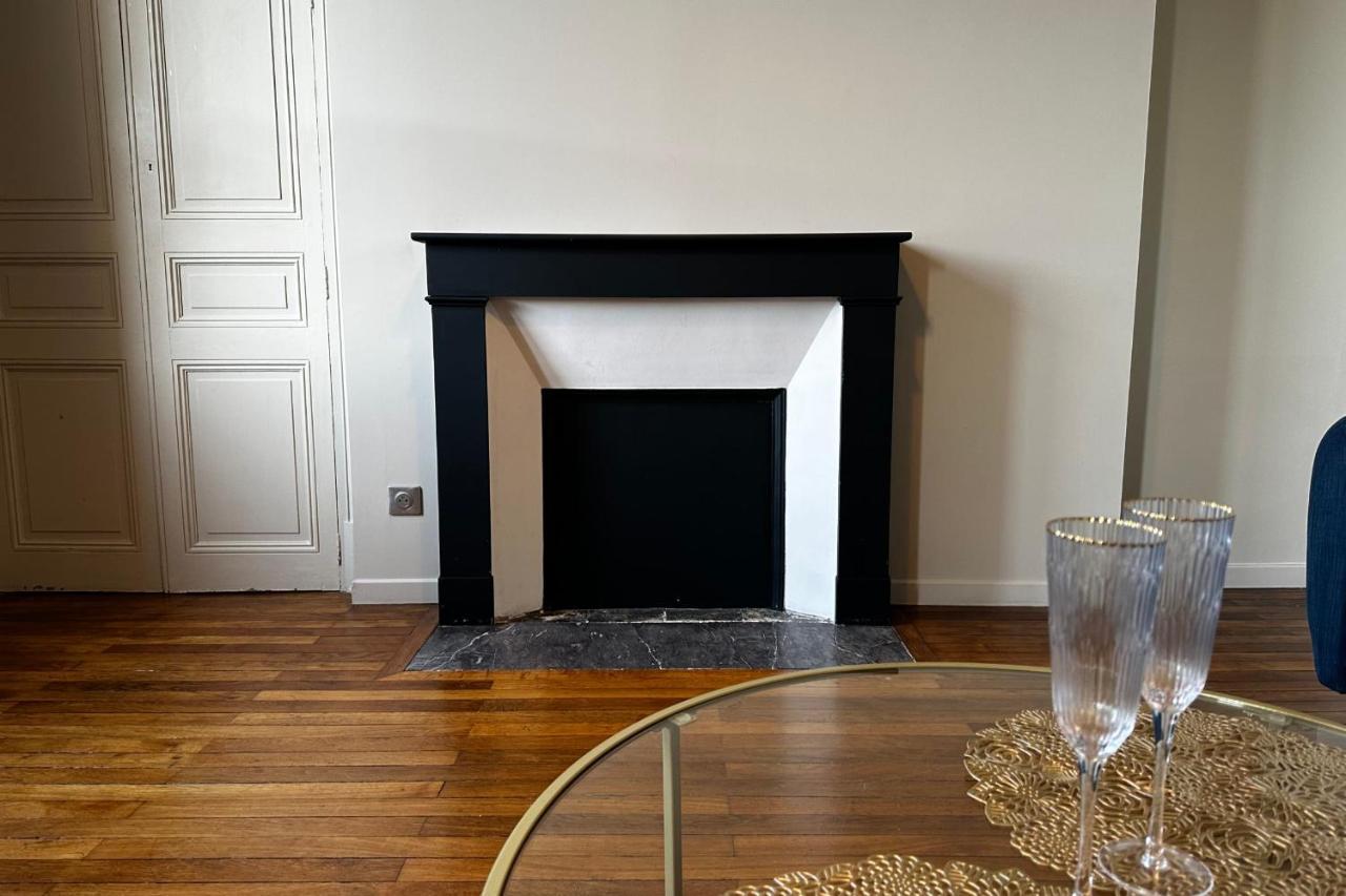 Le Magistral Beautiful One-Bedroom Apartment In The Historic Heart Of Tours Zewnętrze zdjęcie