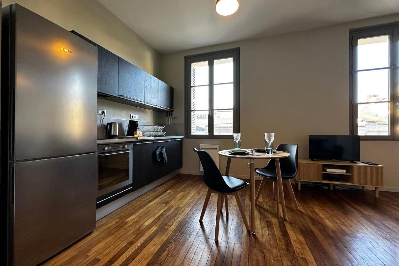 Le Magistral Beautiful One-Bedroom Apartment In The Historic Heart Of Tours Zewnętrze zdjęcie